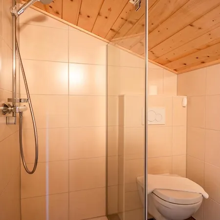 Semesterbostad Obinghof *